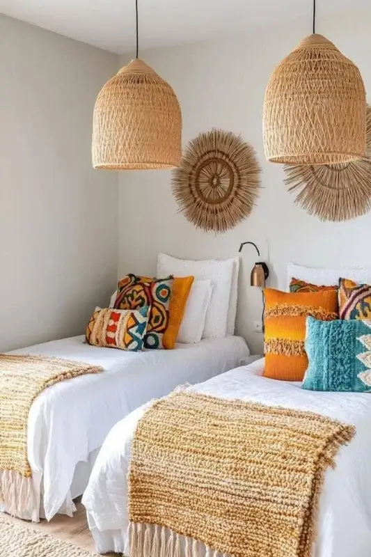 Easy summer decorating ideas for a light and airy home